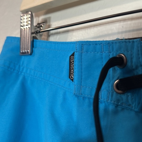 NWT $45 QUIKSILVER Boys Youth 19" Everyday Board Short Turquoise Blue Sz 28/14 - Picture 13 of 15